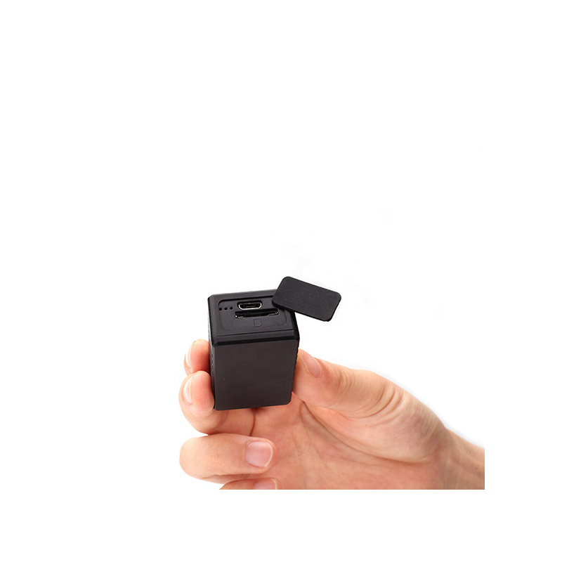 ردیاب جی پی اس ST-903 (شخصی و قابل استفاده در خودرو)